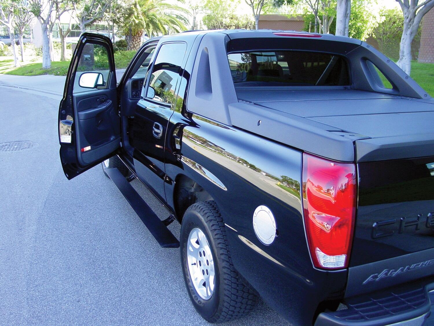 PowerStep Electric Running Boards For 2007-2014 /Cadillac Tahoe/Suburban/Yukon/ Escalade AMP Rese...